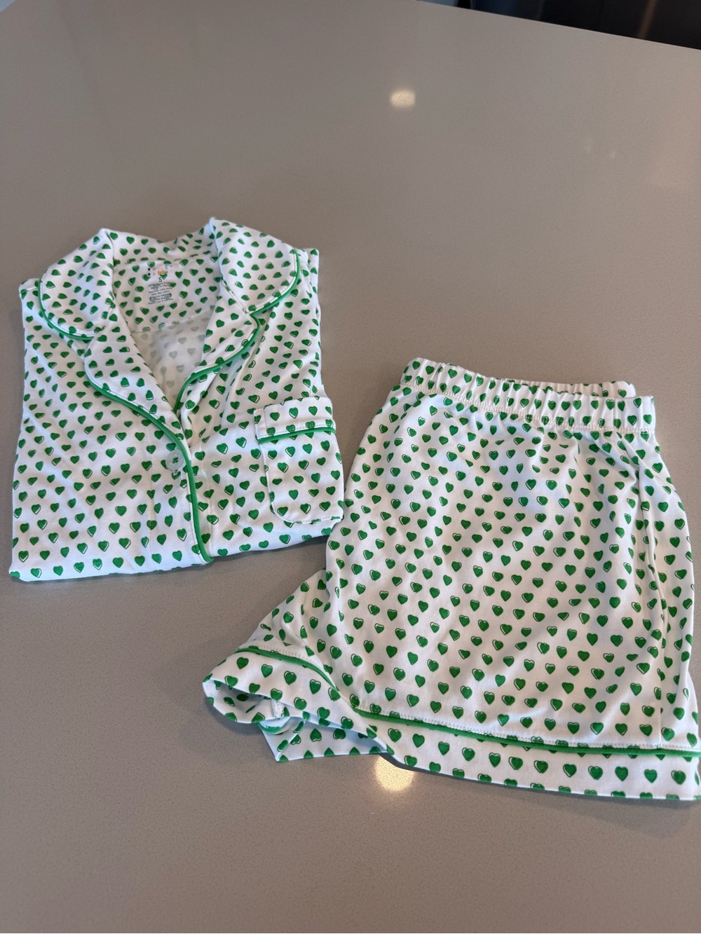 Roller Rabbit Hearts Polo Pajamas - NWOT - Small - Picture 2 of 4